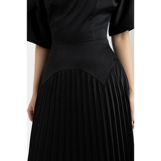 Đầm lụa nữ cổ đổ tùng xếp ly IVY moda MS 48M6195