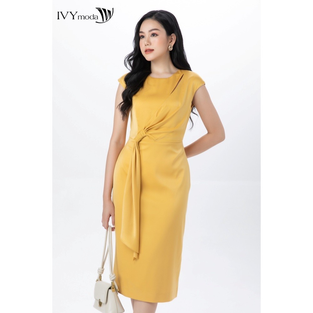 Đầm lụa phối nút buộc IVY moda MS 48M7487