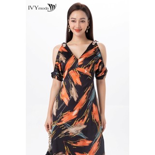 Đầm lụa dáng xòe cut-out vai IVY moda MS 48M7254