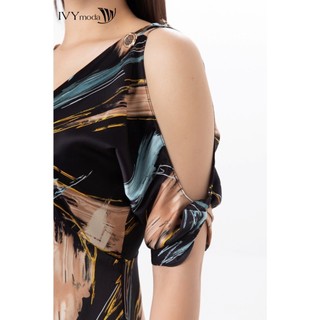 Đầm lụa dáng xòe cut-out vai IVY moda MS 48M7254