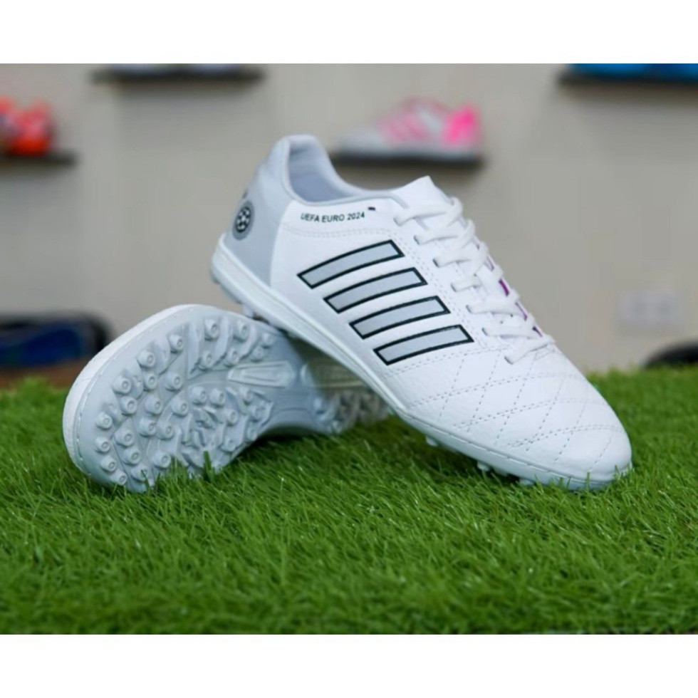 [Tặng Tất+ băng keo+ Hộp bảo vệ] Giày Đá Bóng 3 sọc Toni Kroos 11pro Đế Eva Bản Kỷ Niệm