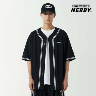 NERDY - Áo bóng chày unisex cổ V tay ngắn Baseball PNEU24TR07-01