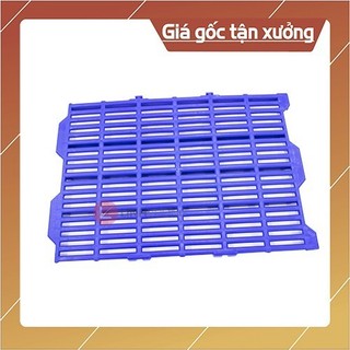 Tấm nhựa lót sàn chuồng dài 55cm rộng 40cm nặng 1,3kg
