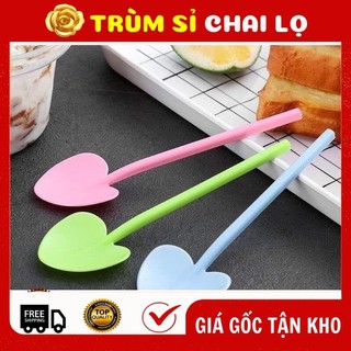 Muỗng tim múc kem body/ múc mỹ phẩm hình tim