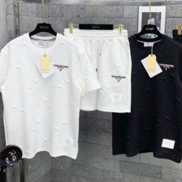 Đồ Bộ Cộc Thome Nam Vải Xốp Vân Nổi Thêu Logo, Bộ Quần Áo Nam Mùa Hè Phong Cách Thể Thao Du Lịch