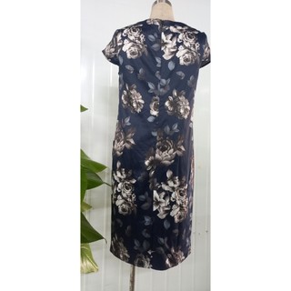 Váy suông họa tiết in hoa