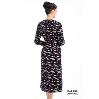 Đầm len xếp ly eo chân rủ
