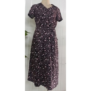 Đầm nhún eo cổ V, họa tiết chấm bi