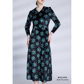 Đầm nhung đen họa tiết xanh dài tay