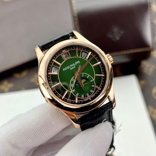 Đồng Hồ Patek 5205 được cực nhiều ae lựa chọn máy Automatic Thuỵ Sỹ cực bền bỉ