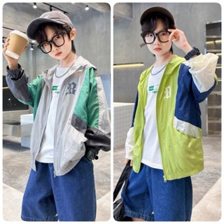 Áo gió phối màu chữ B ghi xanh lá / xanh chuối navy size 130 - 170