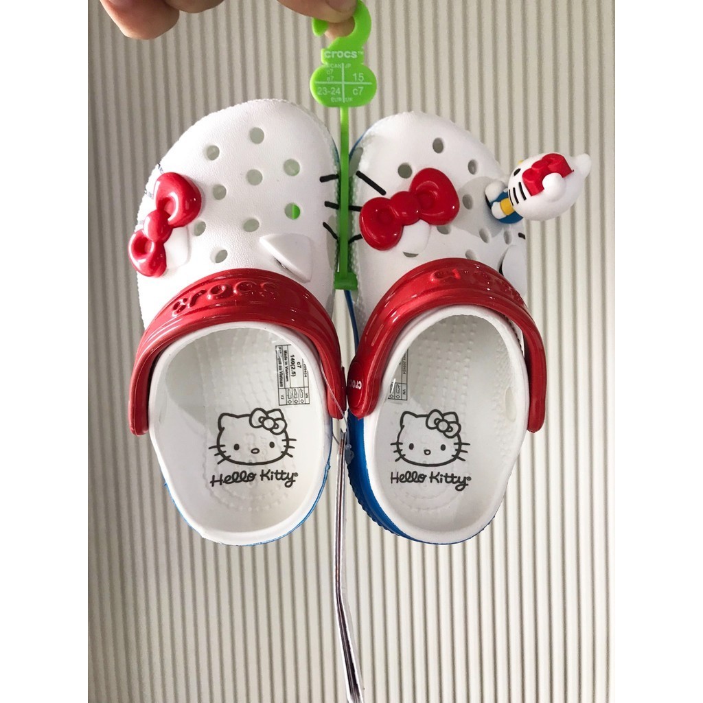 Giày Cross trẻ em , sục Cross Hello Kitty cho bé gái charm mèo 3D xinh yêu