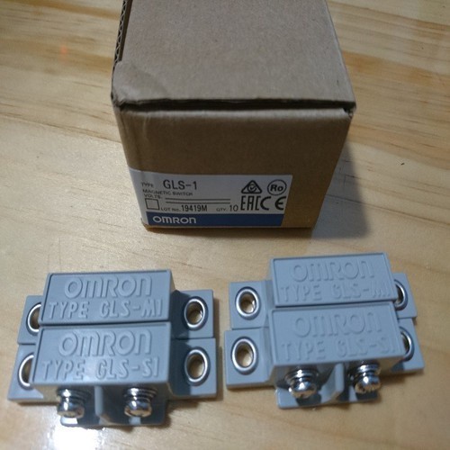 Cảm Biến Omron GLS-1