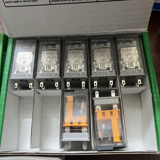 Rơ le trung gian, relay trung gian schneider rxm4lb2bd 24vdc 14 chân