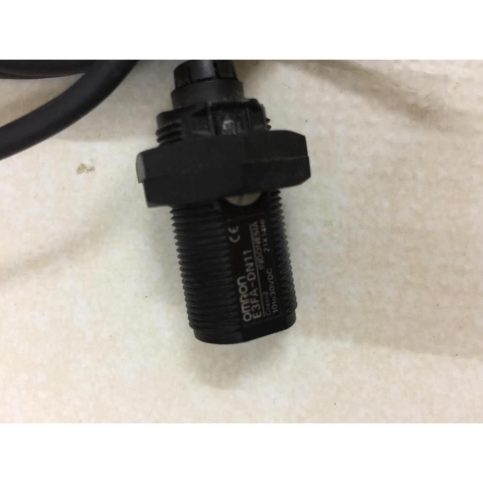 Omron Cảm biến quang Omron E3FA-DN11