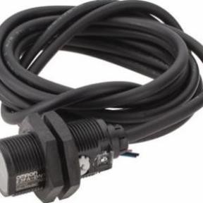 cảm biến quang omron E3FA-DN12