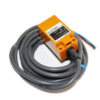 Cảm biến omron tl-n10me1