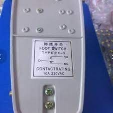 Công tắc bàn đạp chân fs-3 fs3 10a-220vac bằng thép