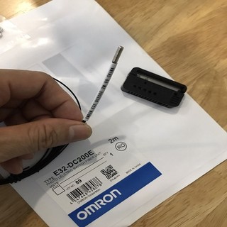 Cảm biến cáp quang sợi quang omron E32-DC200 2M