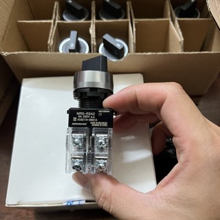 Công tắc xoay phi 22 3 vị trí hanyoung mrs-r3a2 viền nhôm