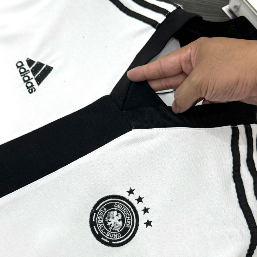 Áo khoác hoodie zip BOXY Mon Studio có nút bấm, dập nổi, in nổi ,có túi trong UNISEX NAM NỮ 2025 | BigBuy360 - bigbuy360.vn