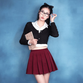 DALLA Chân váy xếp ly phom phồng basic đỏ Danesse Skirt