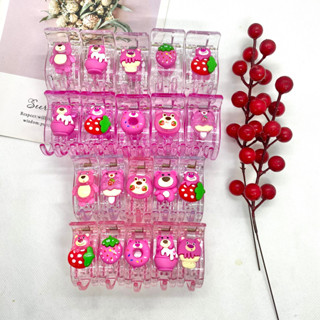 Set 5/10 Kẹp Càng Cua Gấu Dâu Lotso 3 Răng 5 Răng Đính Charm Màu Hồng Không Gãy Không Đau Tóc
