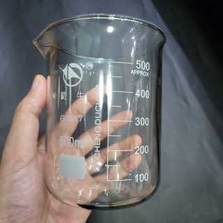 Cốc thủy tinh 500ml chia vạch, thiết kế có mỏ rót tiện lợi