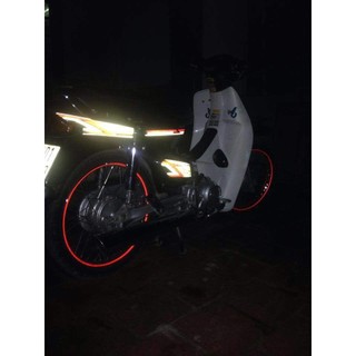 Bộ dán phản quang vành xe màu đỏ