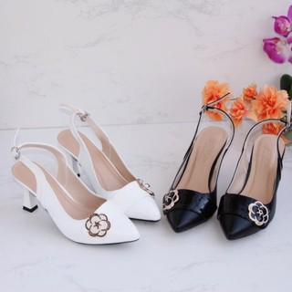 (Ảnh thật) Giày cao gót nhọn kiểu 7p bít mũi da mềm phối khóa hoa hồng hở gót - BM122