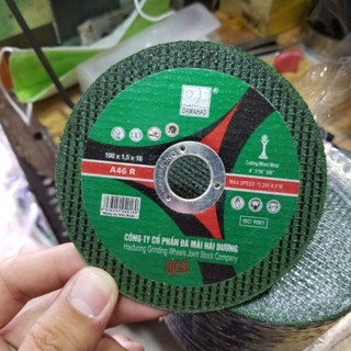 đá cắt 1 tất hải dương xanh đúng hàng