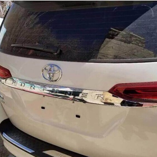Ốp tay cốp Toyota Fortuner 2017-2020 mạ crom