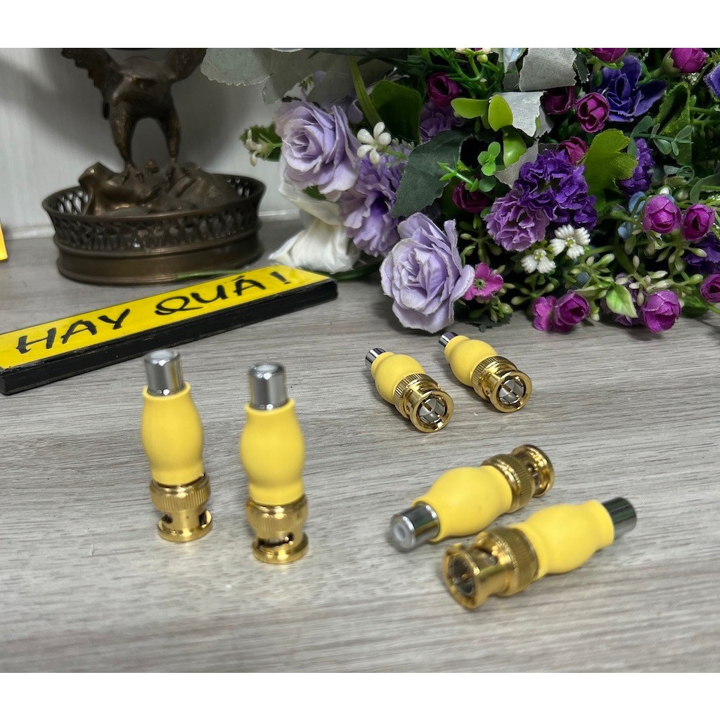 1 cái - Đầu chuyển đổi từ Jack BNC ra RCA - Adaptor chuyển đổi từ Jack BNC ra RCA