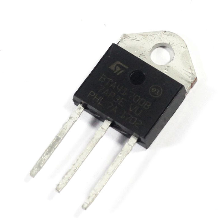 Một Chiếc BTA41-700B TRIAC 40A 700V TO-3P