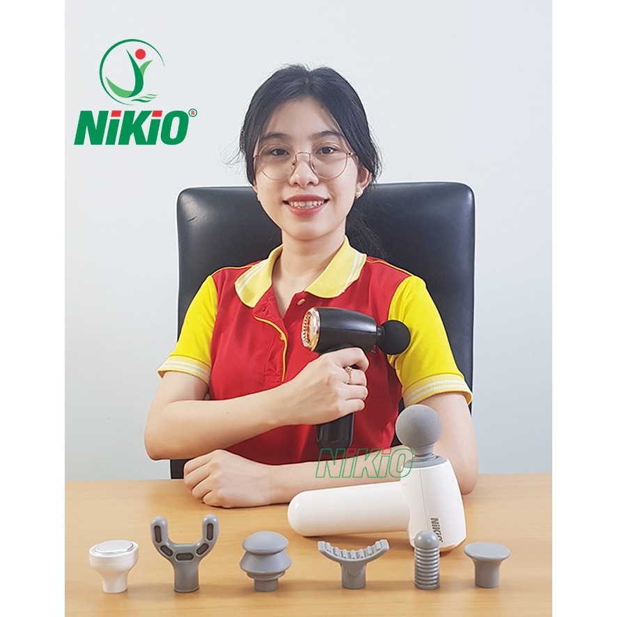 Súng massage cầm tay mini Nikio NK-175 - 7 đầu, có đầu nóng - Màu trắng