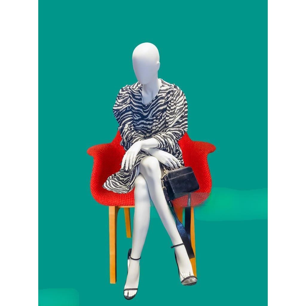 Manocanh nam nữ ngồi nhựa composite dáng chuẩn bền màu - sada shop