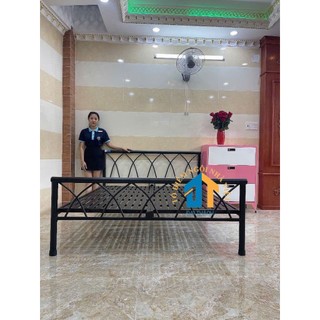 Giường sắt đan chéo 1m2x2m