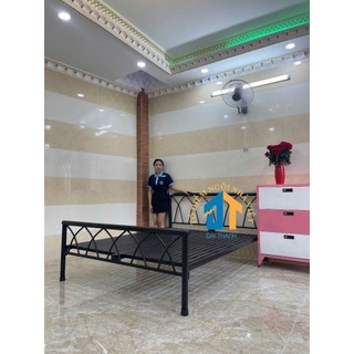 Giường sắt đan chéo 1m2x2m