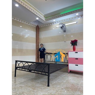 Giường sắt đan chéo 1m2x2m