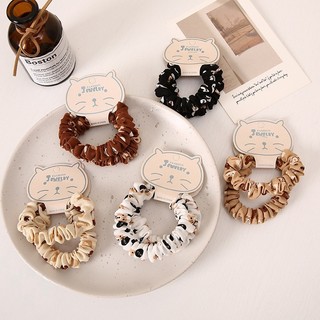 Buộc tóc scrunchies cute hình gấu