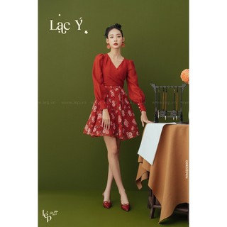 Áo dài Tết chất liệu tơ sống đỏ phối Lạc Ý Lep' 1VA02228DO