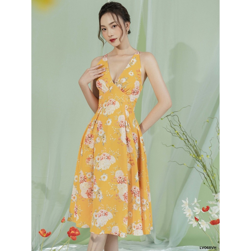 Váy vàng chiết eo đan lưng 1LV068VH Lep'
