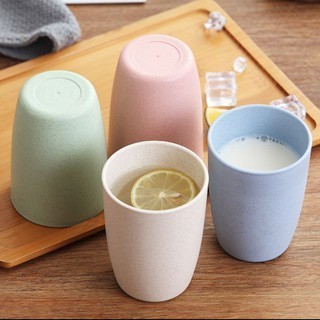 Cốc nhựa màu lúa mạch 450ml Kingmart