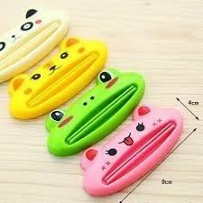B072_Dụng cụ kẹp kem đánh răng hình thú