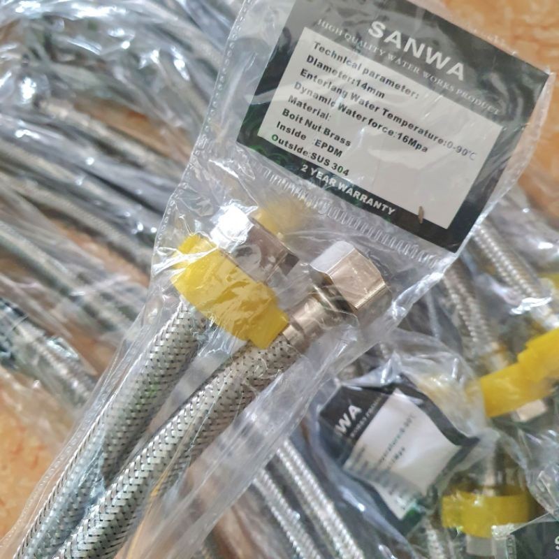 Dây cấp nước bình nóng lạnh