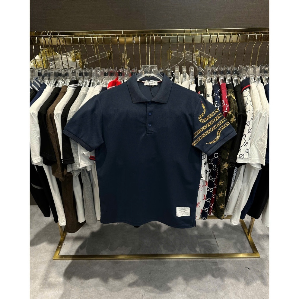 Áo cờ mỹ Aatus Thêu Xù Cờ Mỹ Flag Logo - Áo Thun Nam Nữ Unisex, Chất Vải Cotton Dày Mịn | BigBuy360 - bigbuy360.vn