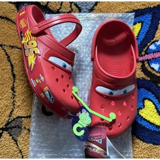 Dép sục crocs mcqueen ô tô đỏ phong cách thời trang mang đi du lịch cao cấp