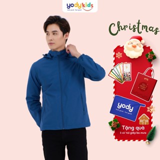 18/10 Áo khoác gió nam YODY hai lớp có mũ, vải kaki ấm áp, chống nắng, chống nước, phong cách Hàn Quốc AKM4027