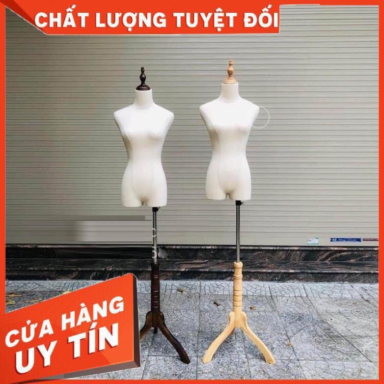 Manocanh bán thân chân gỗ