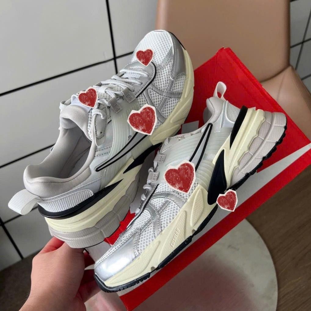 Giày  V2K Run ‘Summit White Metallic Silver’ FD0736-100 , Giày V2k kem Bạc Cao Cấp